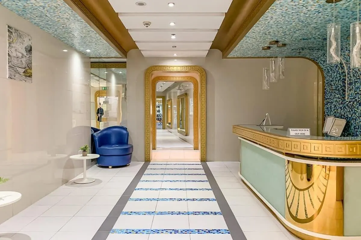Frank Porter - Rbc Tower Dubai Apartment