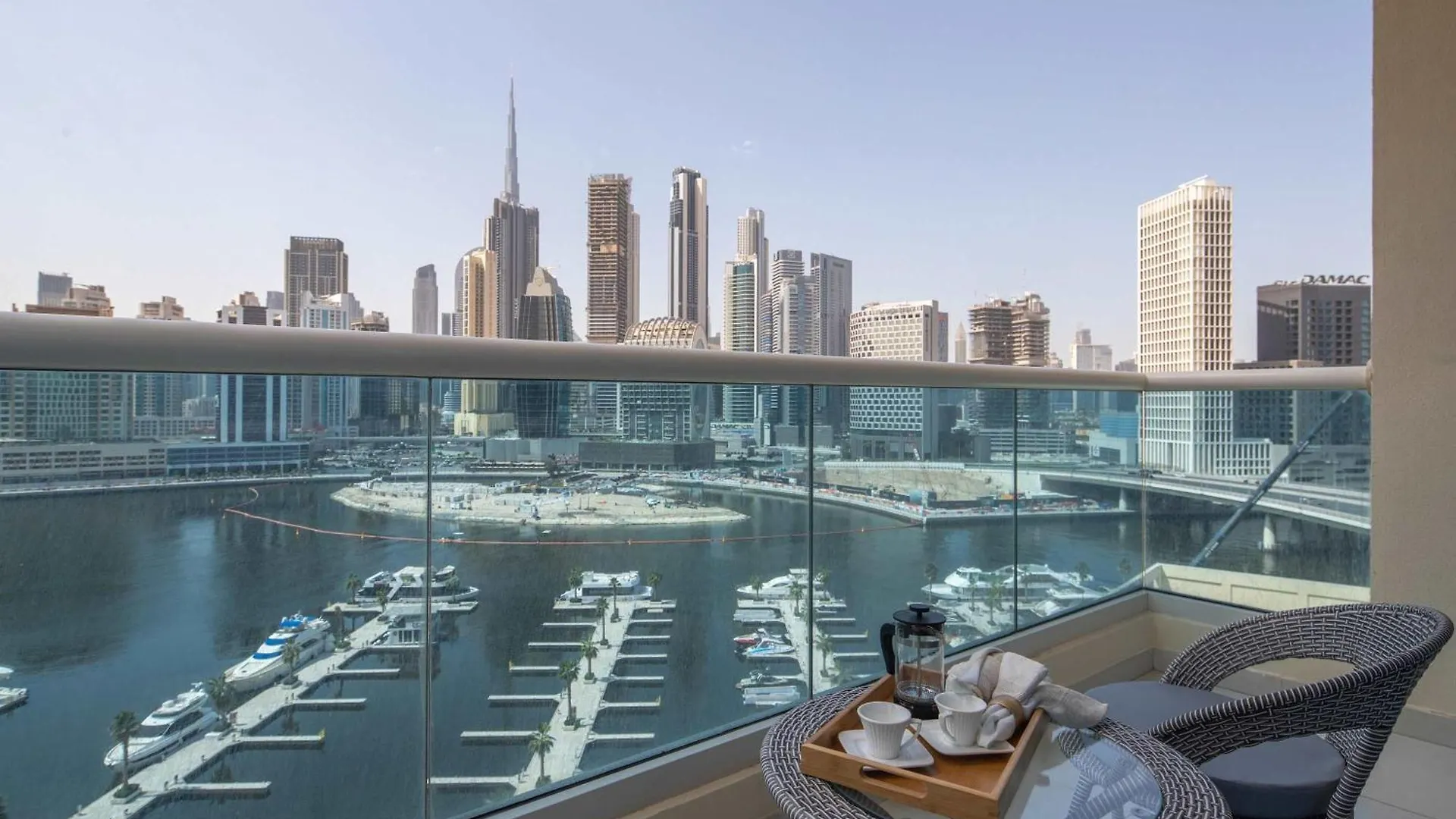 Frank Porter - Rbc Tower Dubai United Arab Emirates